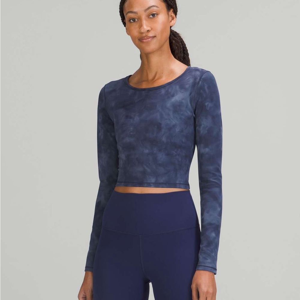 lululemon WUNDER TRAIN CROPPED LONG SLEEVE SHIRT Diamond Dye Shade Naval Blue